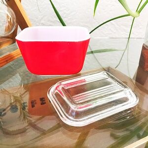 Vintage MCM PYREX Red 0501 Refrigerator Container With Lid 1940s 1950s